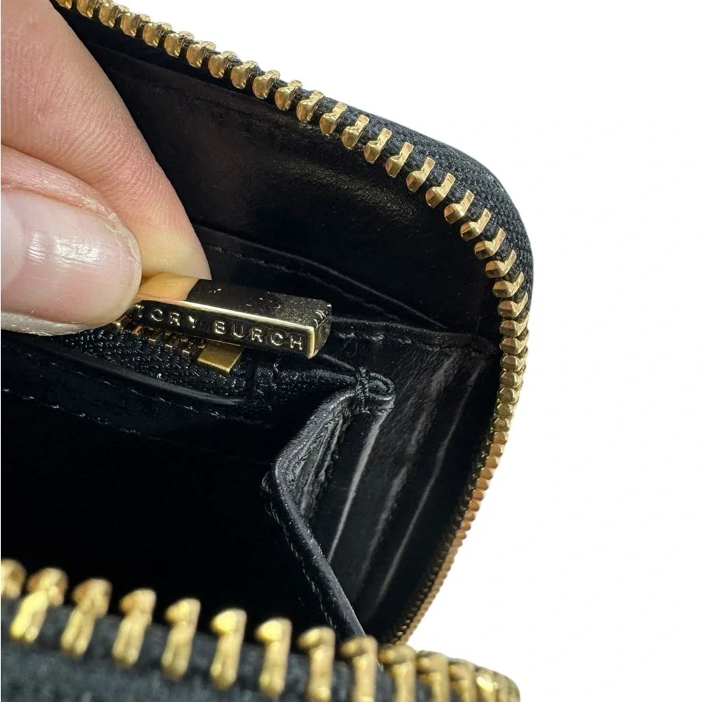Tory Burch Bombe Zip Continental Black Leather Wallet